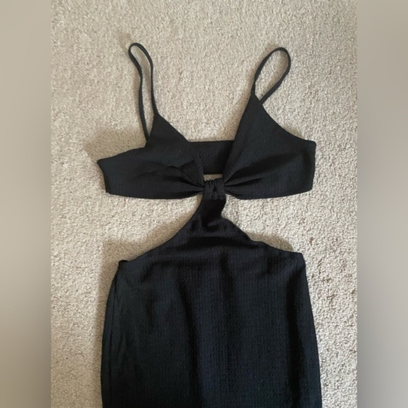 Black Cut out Maxi Dress Size Medium - Picture 6 of 9
